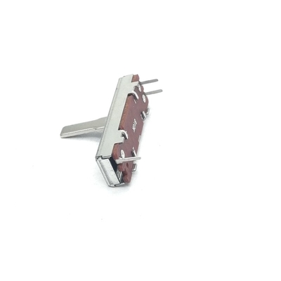 3 potenziometro del contatto di scivolamento del Fader 20mm dello scorrevole di Pin AC300V