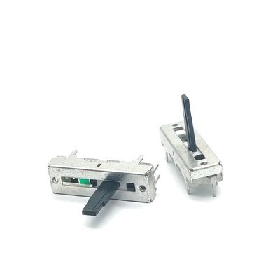 C1521S Manico in metallo da 15 mm di escursione largo 6,5 mm utilizzato per auricolari e microfono della console audio